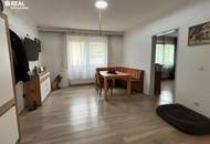 Einfamilienhaus mit Potenzial, Garagenplätzen und großen Nebengebäuden