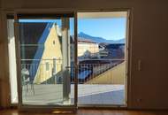 Wohnjuwel mit 4 Zimmern, Balkon und Schlossblick Barrierefrei, in zentraler Lage, mit Tiefgarage und Balkon und vielen Extras!