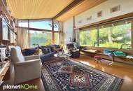 Bungalow mit zwei Wohneinheiten auf rund 1.800 m² großem Grundstück in Seewalchen am Attersee