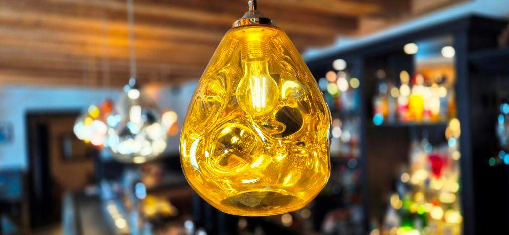 Traditionsreiche Innenstadt-Bar auf höchsten Niveau