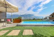 Einfamilienhaus mit Pool und Panoramablick in Toplage