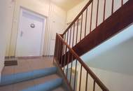 Helle Studenten- oder Singlewohnung im Erdgeschoß