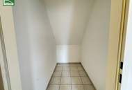 Freundliche DG-Wohnung in Sechshaus - 5 Gehminuten zu U4 und U6! Schlafzimmer in Hofruhelage!