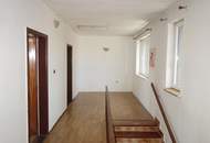Schnäppchen!!! Geräumiges Reihenhaus mit Garage, Stadel und gemeinschaftlichen Garten/Hof (Provisionsfrei)