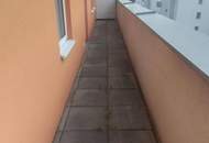 sanierte 3-Zimmer-Wohnung im Dachgeschoß mit Terrasse