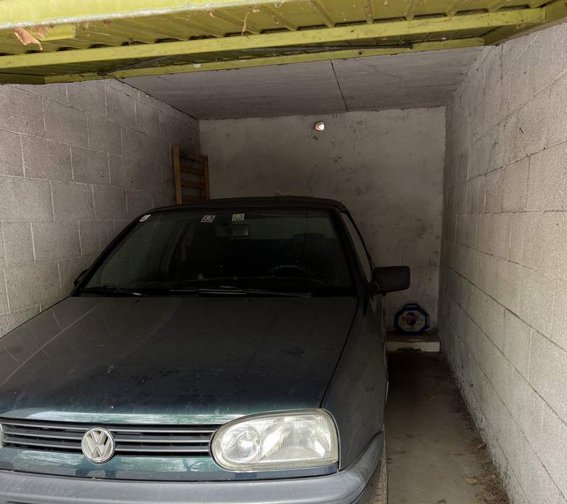 Sichern Sie sich diese Garagengelegenheit in Toplage!
