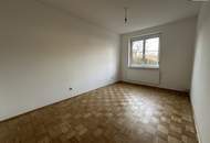 SUPER-LAGE! Neu sanierte, coole 2-Zimmer Gartenwohnung! Sonnenterrasse + großer Eigengarten + TIEFGARAGE in der Oberen Teichstraße, 8010 Graz!