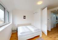 Blick auf AKH, Rathaus und Stephansdom | DG-Wohnung | 1090