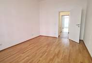 UNBEFRISTET, gepflegte 47 m2 Altbau mit 27 m2 Garten/Terrasse, 2 Zimmer, Kochnische, Wannenbad, Parketten, Randhartingergasse