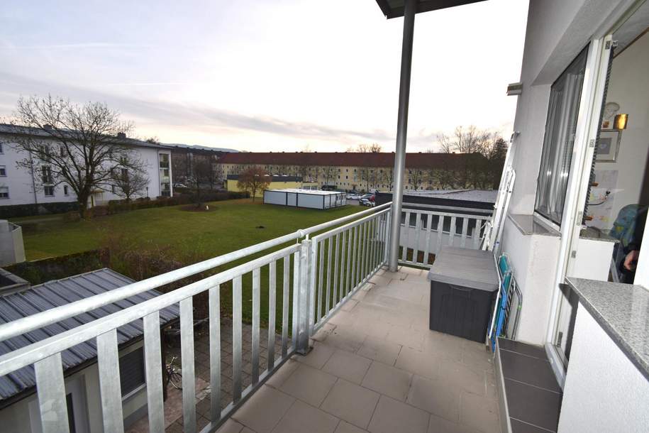 ANLEGERHIT – vermietetes Mini-Apartment mit Badezimmer und Balkon in zentraler Lage! Nähe BMW, SKF!!!, Wohnung-kauf, 45.390,€, 4400 Steyr(Stadt)