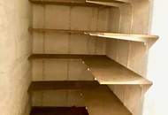 Neuer Preis - 3 getrennte Zimmer mit großer Loggia zum Innenhof