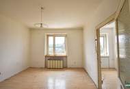 2-Zimmer-Altbau in ruhiger Lage – viel Potenzial zur individuellen Neugestaltung