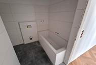 Revitalisiertes Altbaujuwel – alles, was das Herz begehrt! 3-Zimmer-Wohnung mit Klimaanlage, Terrasse, Luftwärmepumpe &amp; edler Ausstattung mit Fischgrätparkett – überzeugen Sie sich selbst