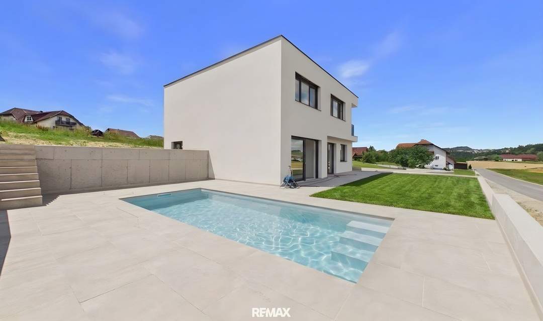 161 m² Luxus Pur mit Pool und nur 25 min von Linz!