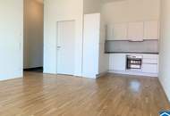 Perfekt geschnittene 2-Zimmer-Wohnung mit großem Balkon an der Lände!