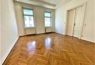 KENYONGASSE, 76 m2 Altbau, 3 Zimmer, Extraküche, Duschbad, Parketten, WG-geeignet, Westbahnhof-Nähe