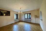 Haus mit ca. 275 m² Wohnfläche, ca. 2.200 m² Grund – ideal für Großfamilien, sanierungsbedürftig!