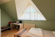 ANLEGEROBJEKT - Zweifamilienhaus mit Swimmingpool - Nähe Fürstenfeld