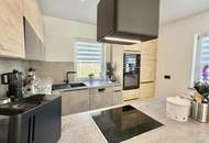 Krumpendorf - Einfamilienhaus mit Pool, Sauna, Doppelgarage und herrlichen Außenflächen