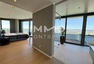 Wo Eleganz auf Luxus trifft: TOP-möbliertes Apartment mit Rundumblick (Gym, Pool, Spa, Lounges, ...)