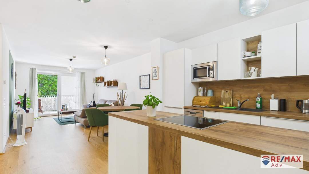 Traumhafte Wohnung mit Balkon & Garagenplatz - einziehen und wohlfühlen