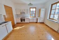 Zentrale 2-Zimmer-Wohnung in gepflegtem 4-Parteienhaus – mit Terrasse und Garten!