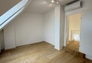 Wendeltreppe und Galerie