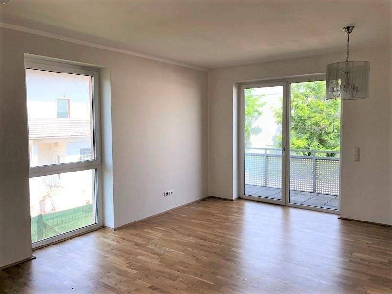 PASCHING: 4-Zimmer-Wohnung + GARAGE + BALKON