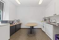 BÜROHAUS in bester Stadtlage! 3 Etagen | 13 Zimmer | 3 Garagen | Unterkellert | Dachterrasse mit Rundumblick