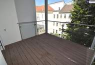 ***Wo Altbaucharme auf modernen Wohnkomfort trifft – 4-Zimmer-Wohntraum mit Balkon und Blick ins Grüne ***