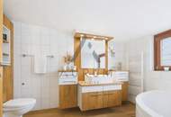 Möbliertes Reihenhaus mit Garten, Sauna und Hahnenkamm-Blick