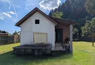 Sanierungsbedürftiger Bungalow mit großem Grundstück - in ruhiger, sonniger Lage