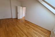 Ganz oben wohnen, ganz groß fühlen - Traumhafte 2-Zimmer-Dachgeschosswohnung Befristet vermietet!