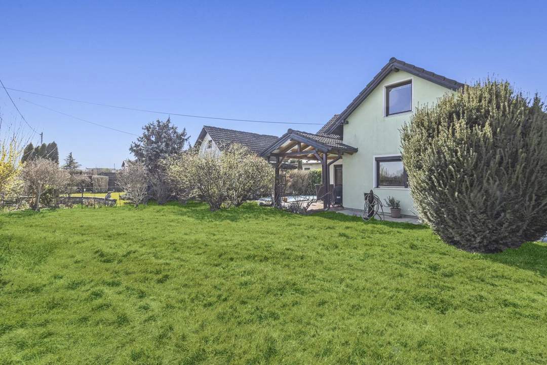 ++ NATURNAH WOHNEN ++ Kleingarten in ESSLING – ruhig & sonnig