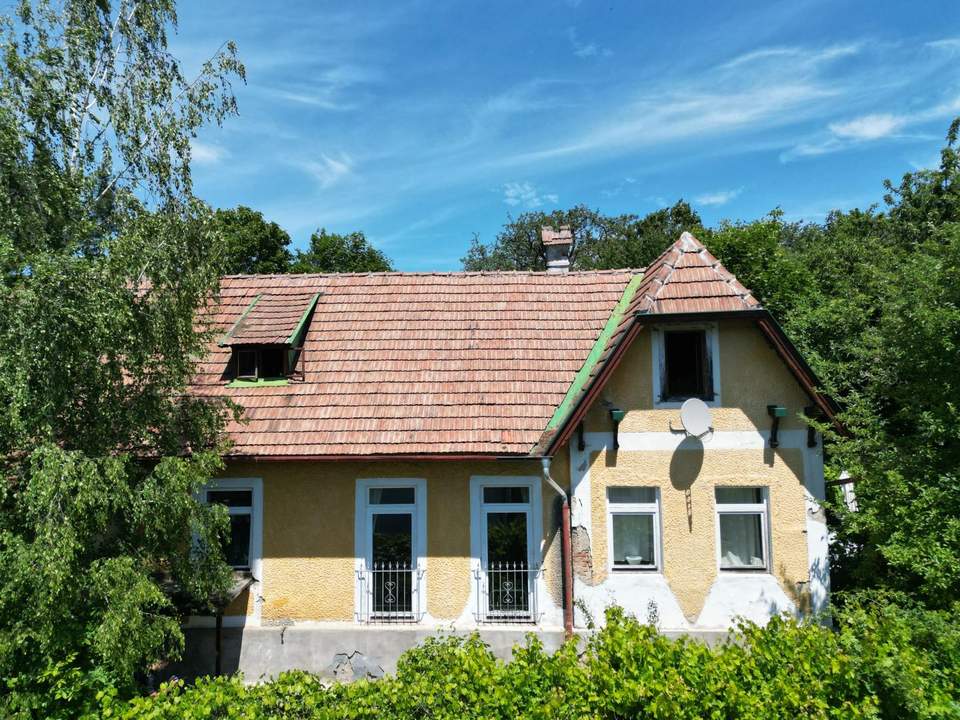 WIENERWALDHAUS IN SONNIGER, SCHÖNER LAGE