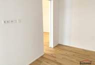 TOPLAGE und ERSTBEZUG: Hofseitige, moderne 2-Zimmerwohnung mit großer Loggia!