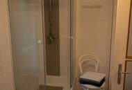 Zwei Häuser, ein Grundstück: Ihr neues Zuhause mit laufenden Mieteinnahmen