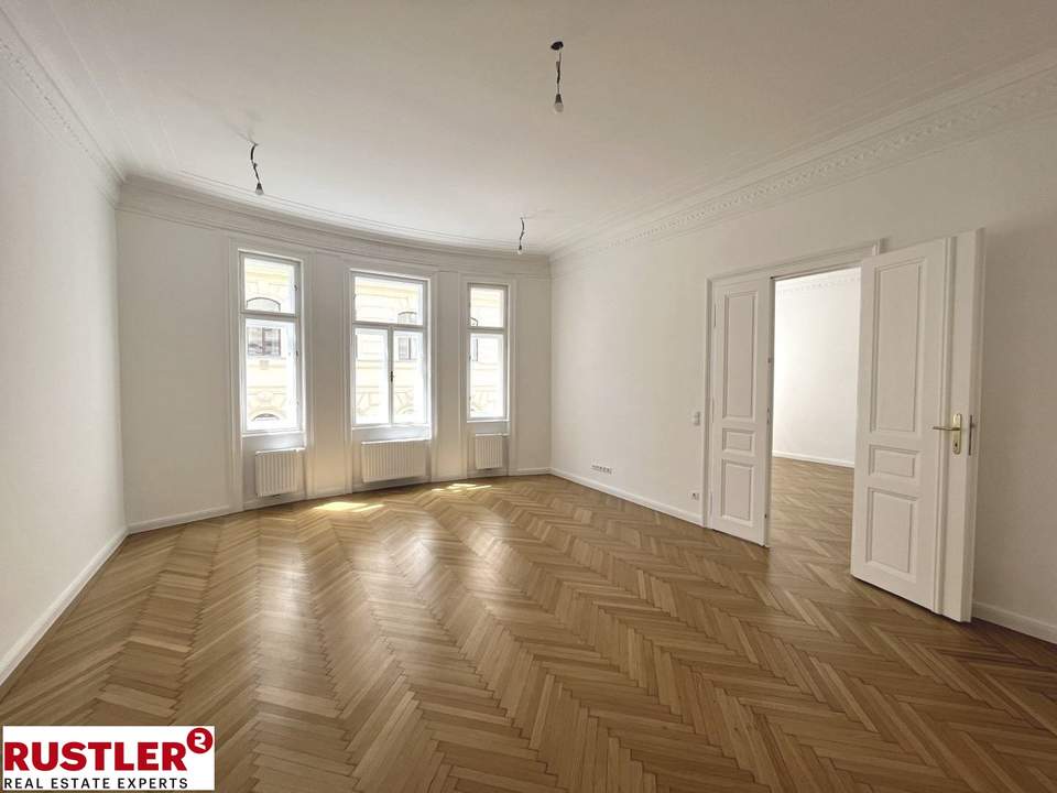 Sanierte Altbauwohnung bei der Mariahilfer Straße - 6 Zimmer + Balkon