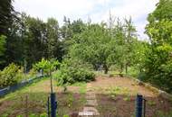 Großzügiges Einfamilienhaus mit Garten, Balkon und Garagen in 8230 Staudach – sanierungsbedürftig!