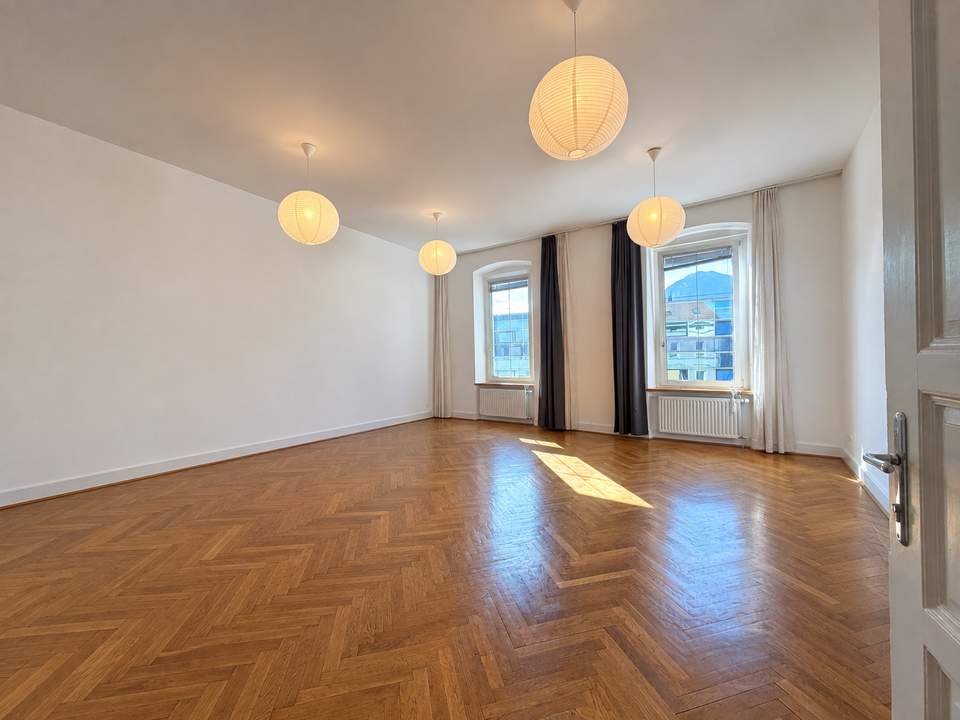 Traumhafte Altbauwohnung in zentraler Lage von Innsbruck!