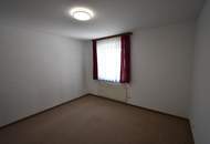 „Zentrumsnahe 3 Zimmer-Wohnung“ Mit Loggia und Carport! In begehrter, ruhiger Lage! Ca. 81 m²