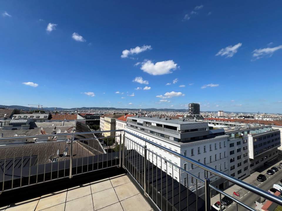 MODERNE Dachgeschosswohnung - Top Zustand, Terrasse mit Ausblick