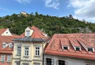 4-Zimmer Altbauwohnung im Herzen der Stadt!