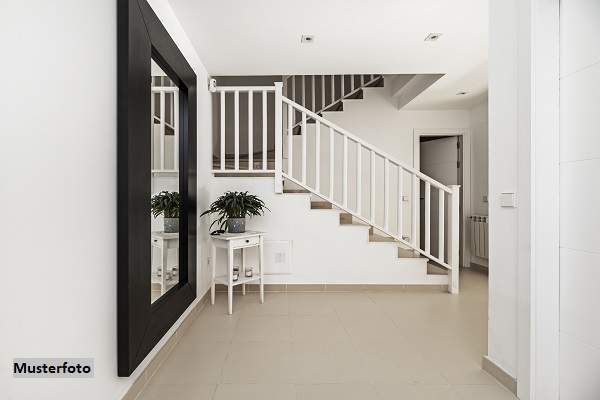 Reihenmittelhaus (WE-Nr. 3) mit Keller, Terrasse und Galerie