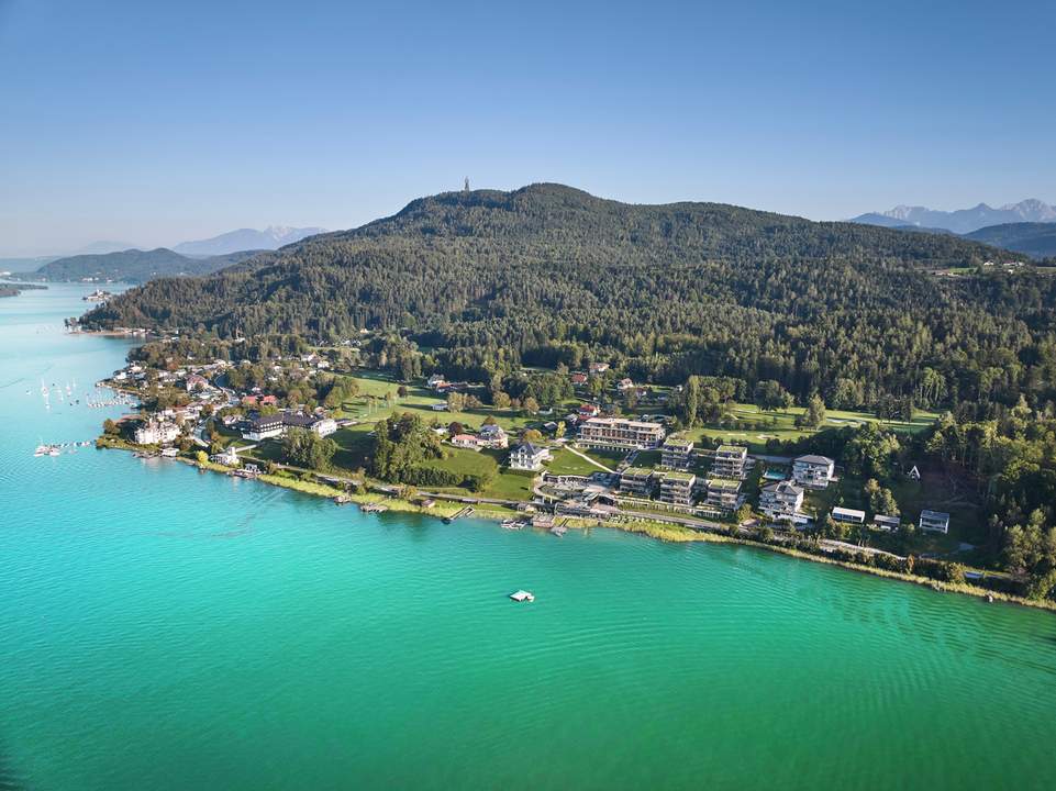 Luxusapartment mit unverbaubarem Panorama-Seeblick und privatem Seezugang am Wörthersee!