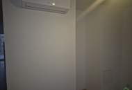 GEMÜTLICHE DACHGESCHOSSWOHNUNG MIT KÜCHE, KLIMA &amp; BALKON!