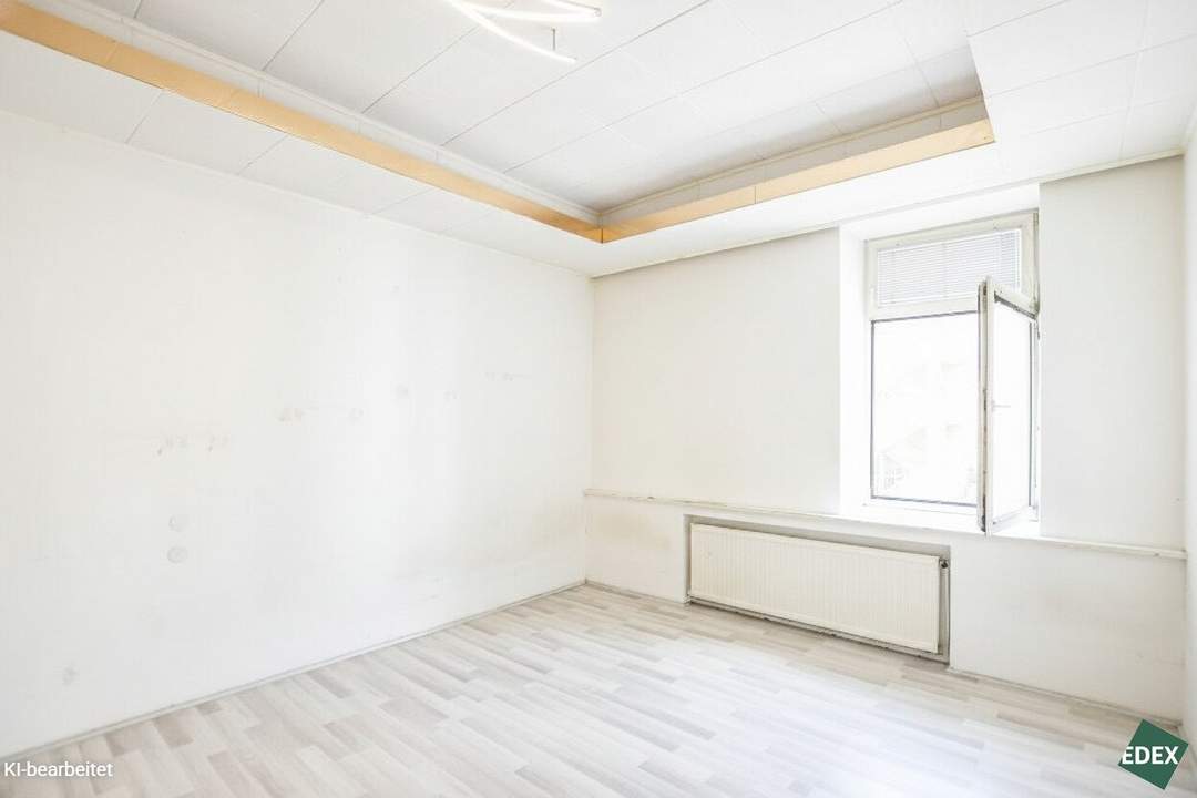 1-Zimmer-Wohnung mit Sanierungsbedarf und Potenzial zur 2-Zimmer-Lösung bei der U3