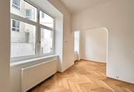 EIN SICHERER START INS LEBEN – WUNDERSCHÖNER STILALTBAU, HELL UND RUHIG
