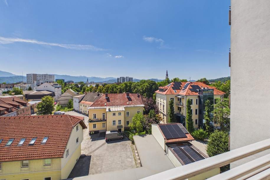Sonnige 2-Zimmer-Wohnung im 5. Liftstock – Südwest-Loggia &amp; attraktives Sanierungspotenzial nahe Klagenfurter Zentrum, Wohnung-kauf, 129.000,€, 9020 Klagenfurt(Stadt)