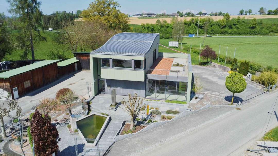 Vielseitig nutzbare Gewerbeliegenschaft zu mieten